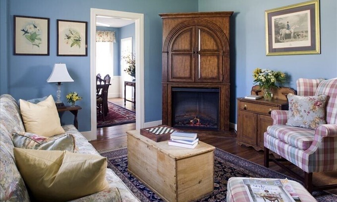 Chester Heights House | Brandywine Valley Cottage near Media and Chadds Ford Pa.