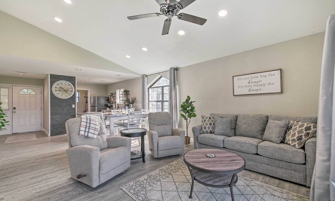 Branson Condo | Branson Escape: 6 Mi to Silver Dollar City!