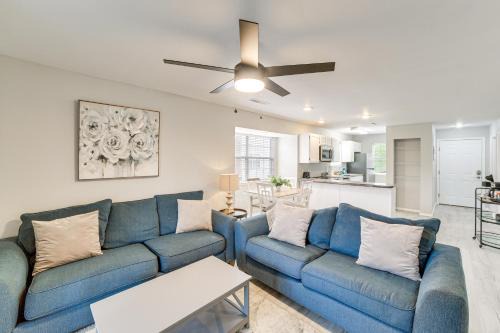 Indian Point Apartment | Branson Escape with Pool Access, Grill and Balcony!