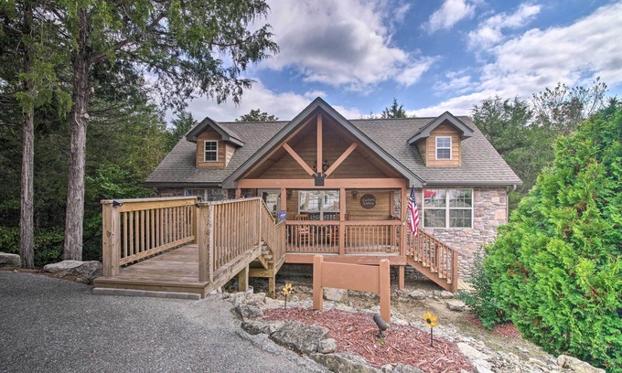 Branson West Cabin | Branson West Gem < 3 Mi to Silver Dollar City!