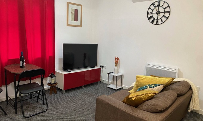 Wallsend Apartment | Branxiar Suite - 1bedroom Executive Suite & Apartment in Wallsend