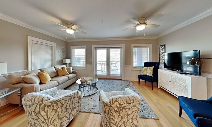 Tybee Island Condo | Brass Rail 206 | 30 Yards to Beach, Shared Pool