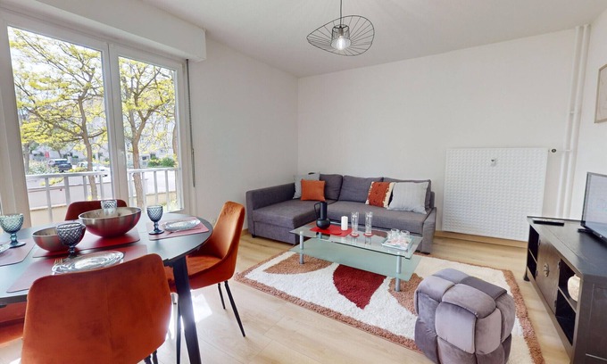 Quartier Saint-Leon Apartment | Brasseur