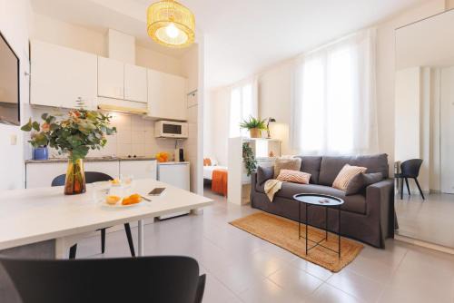 Barri Vell Apartment | Bravissimo Fellini Studio