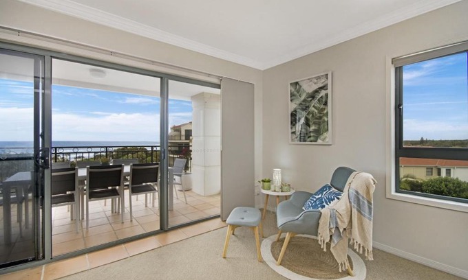 Yamba Apartment | Breakers 2 12 - LJHooker Yamba