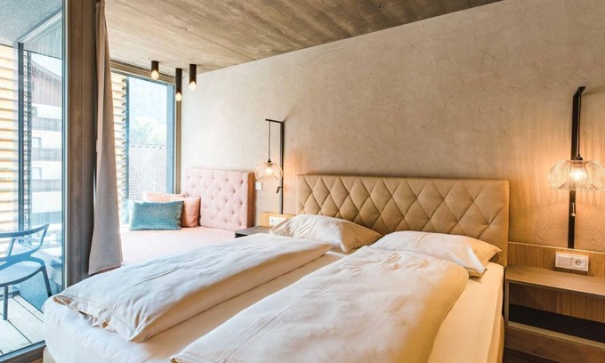 Pertisau House | Breakfast with short stay Achensee Seeblick - Seehotel Einwaller