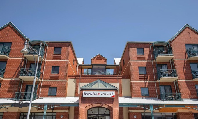 Adelaide Central Business District Apartment | BreakFree Adelaide