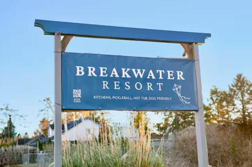 Grayland Hotel | Breakwater Resort