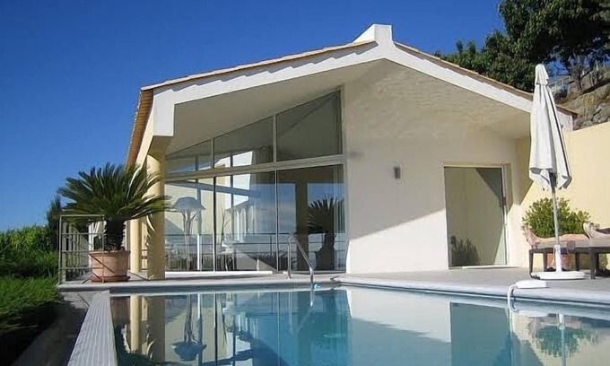 Tourrettes-sur-Loup Villa | Breathtaking sea view in exclusive design villa!