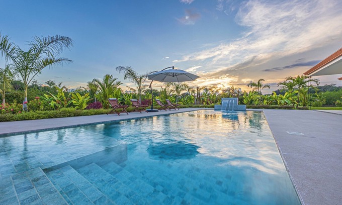 Palma Quemada House | Breathtaking Custom Home-Guest House Walk to “Playa Linda” and to “Rio Hatillo”