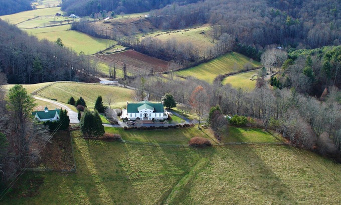 Leicester House | BREATHTAKING Luxury Estate with sweeping views on 40 Acres, NEAR ASHEVILLE