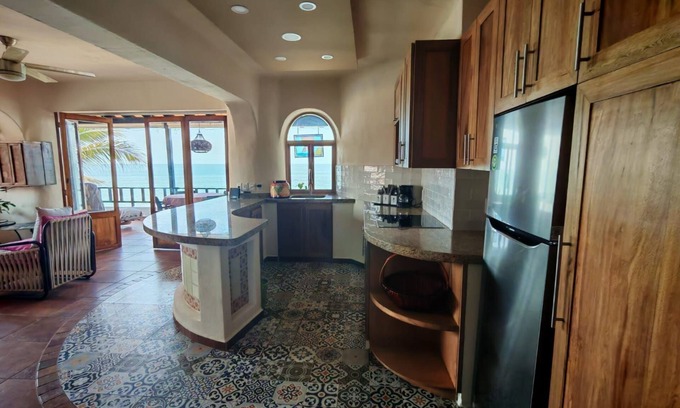 Downtown Puerto Vallarta Condo | Breathtaking .Oceanfront Corner In The Heart Of Centro