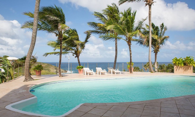 Judith's Fancy House | Breathtaking ocean views in Judiths Fancy