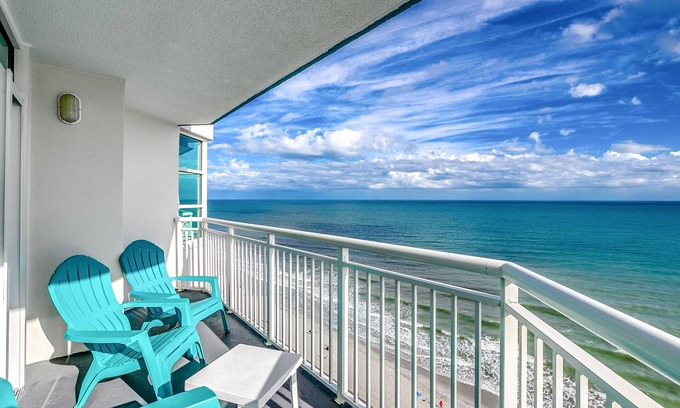 Myrtle Beach Condo | Breathtaking Oceanfront 2/2 w/Panoramic Ocean Views!