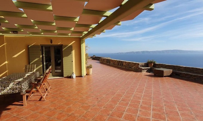 Kea House | Breathtaking seaview villa in a serene scenery