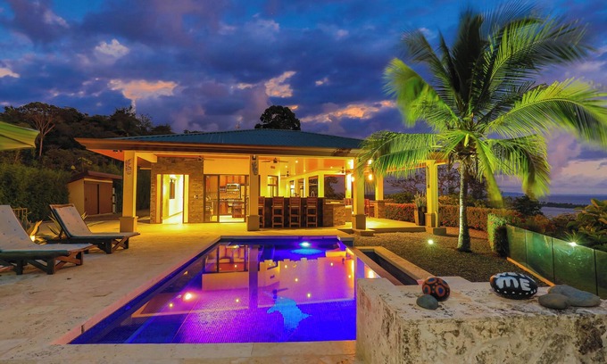 Ojochal House | Breathtaking View Luxury 3-bedroom house in Nature Lovers, Ojochal