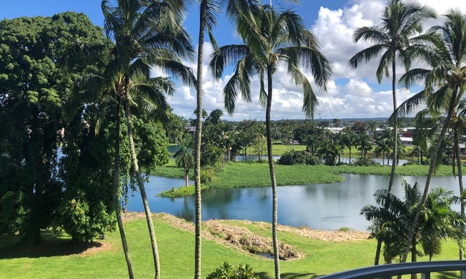 Hilo Condo | Breathtaking Views - 2 Bd Condo w/Pool, A/C, WiFi, Parking