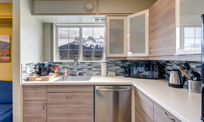 Canmore Condo | Breathtaking views from our Canmore/Banff Condo.