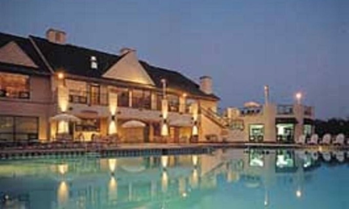 Onamia House | Breathtaking Views of Lake Mille Lacs at Izatys Resort