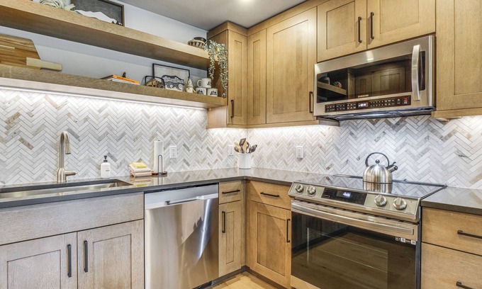 Warrior's Mark Condo | Breckenridge Condo w/Balcony & Resort Amenities