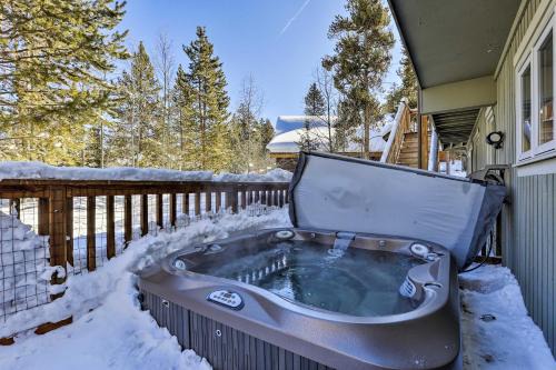 Warrior's Mark House | Breckenridge Home with Hot Tub 3 Mi to Skiing!
