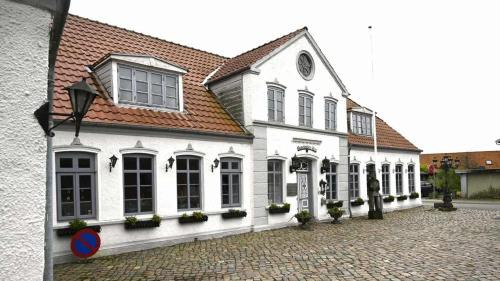 Tønder Municipality Hotel | Bredebro Kro