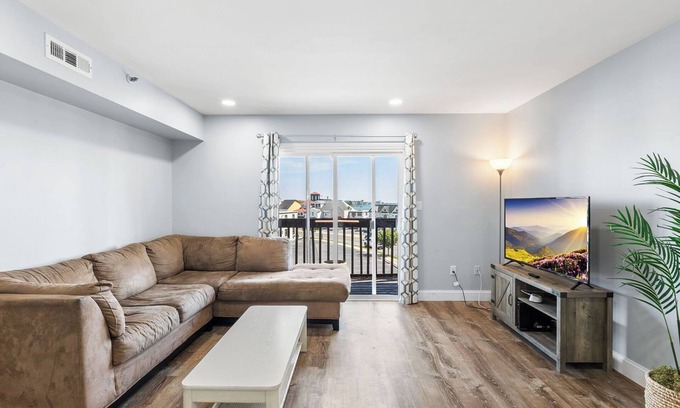 Ocean City House | Breezy Point Townhouse 3 BR/2BA with 4 Bay views