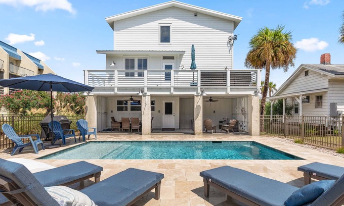 Tybee Island House | Breezy Weezy | Spacious Home & 25 Yards to the Beach + Pool!