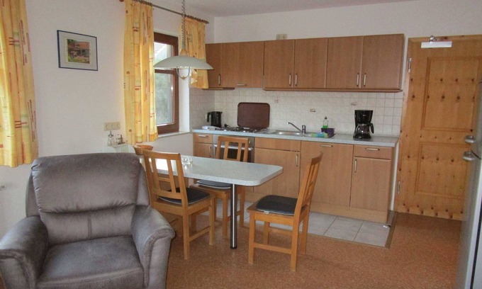 Harbshausen Apartment | BREIT - Bauernhofpension Büchsenschütz