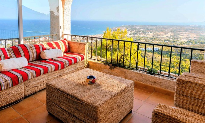 Alcala de Xivert House | Breizas Family House: Pool, Ocean Views and more!, Breizas House with Private Pool