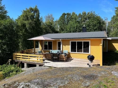 Larvik House | Brekkesten by Norgesbooking - cabin in Stavern