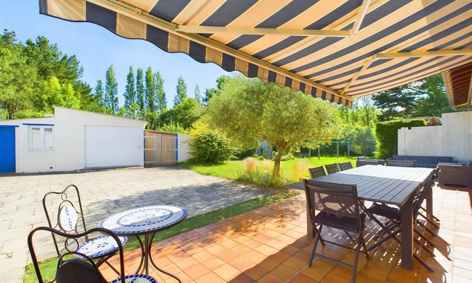 Brem Sur Mer Ski Chalet | Brem sur Mer - Large house for 9- 4 bedrooms