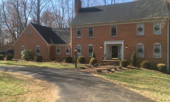 Lynchburg House | Brick Ground Floor Suite, 12 min to Liberty Univ.