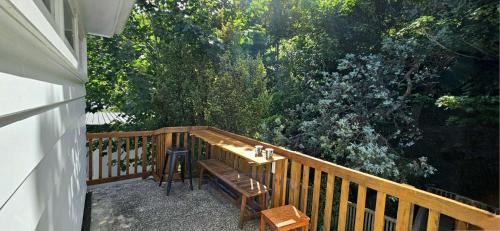 Karori Bed & Breakfast | Bridge & Birds