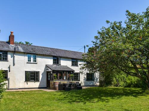 Brimfield House | Bridge Cottage
