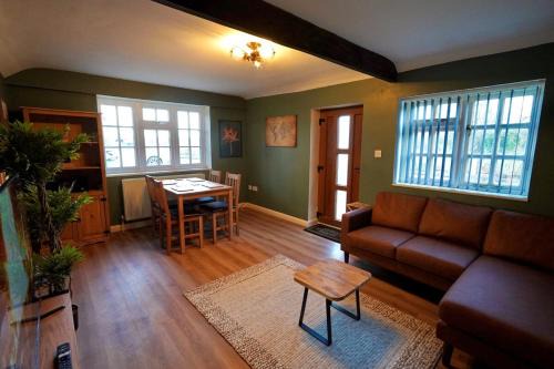 Tetford House | Bridge Sawmill holiday cottage