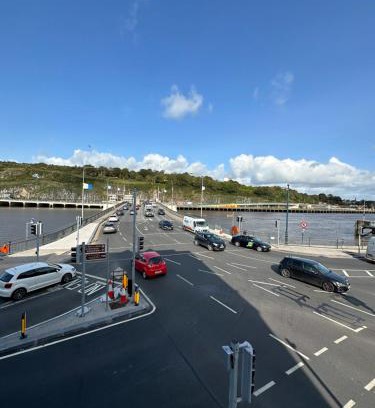Waterford Apartment | Bridge View Apartment