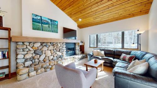 Ketchum House | Bridgepoint Condo 30