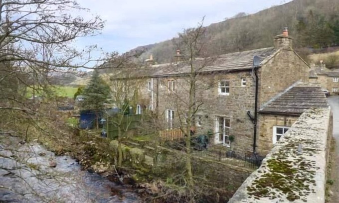 Langthwaite Cottage | BRIG END, romantic, luxury holiday cottage in Langthwaite