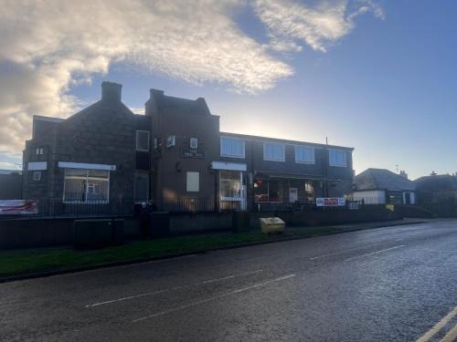 Central Aberdeen Hotel | Brig Inn Hotel