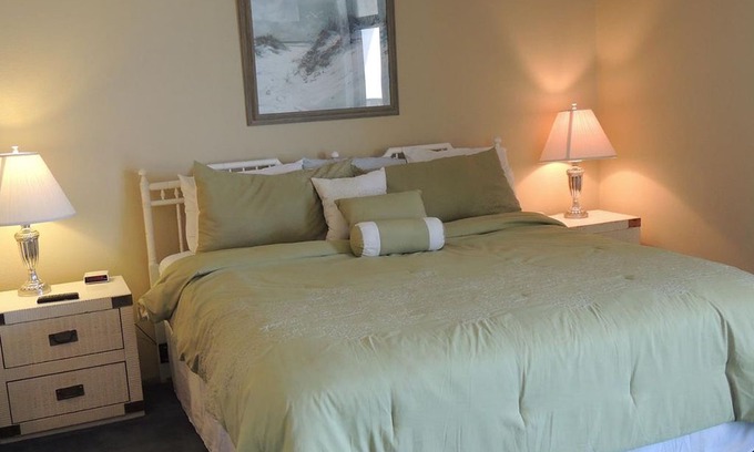 Myrtle Beach Apartment | Brigadune 8A-3BR/2BA Oceanfront Condo, ask about Monthly Rentals!