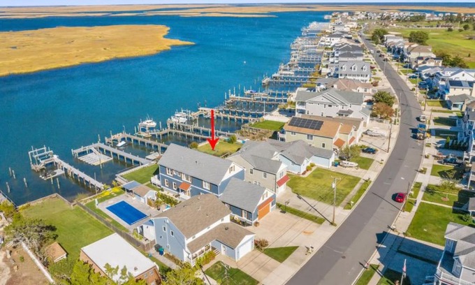 Brigantine House | Brigantine Bay Breeze Sleeps 16