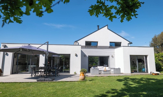 Saint-Armel House | Bright 180m2 house near the Gulf of Morbihan