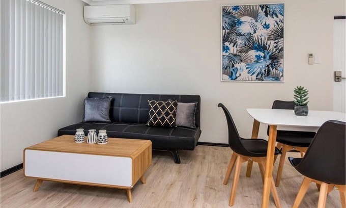 South Perth Apartment | Bright 1Bedroom Apartment close to Foreshore and CBD