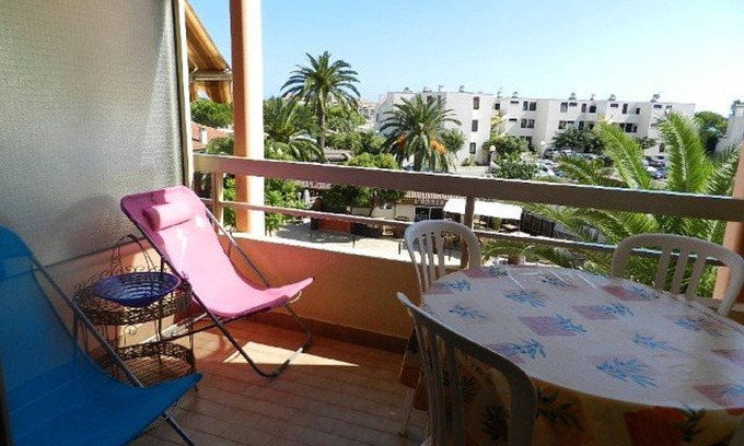 La Faviere Apartment | Bright 1BR Apartment, 4 Sleeps, Near Beach & Shops, Private Parking, Terrace - Bormes-les-Mimosas