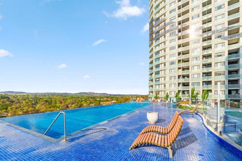 Gungahlin Apartment | Bright 2-Bed Apartment with Scenic Balcony