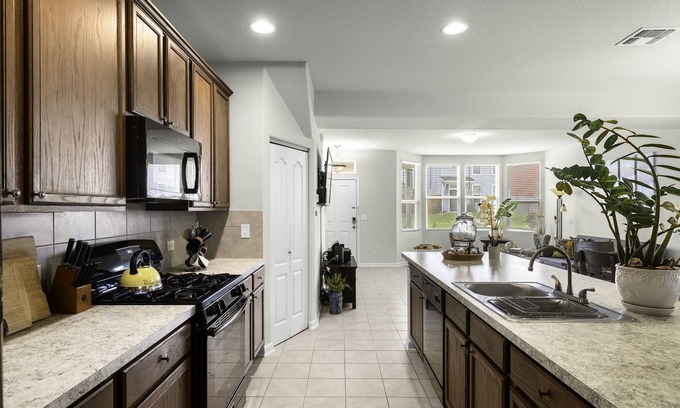 Kyle House | Bright 3 BR Home w Lounging, Full Kitchen, Workspace, Pond & Pet-Friendly!