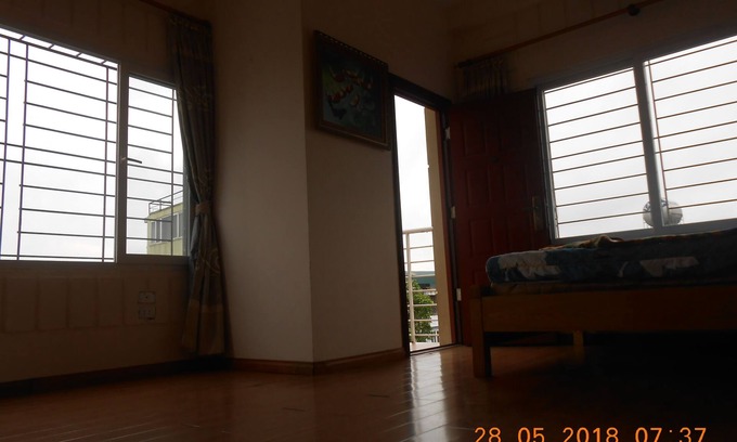 Nhat Tan Apartment | Bright, airy, well equipped, near west lake 2 bedrm apartment