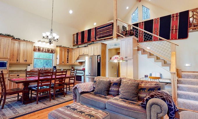 Joseph House | Bright and beautiful three-level home with mountain view and gas fireplace