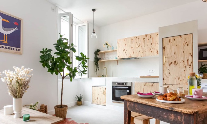 Le Rouet Apartment | Bright and quiet 2-room apt in Marseille - Welkeys